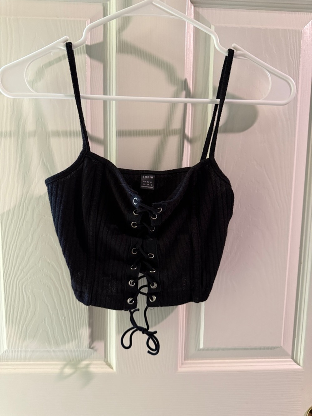 SHEIN Black Ribbed Lace-Up Crop Cami